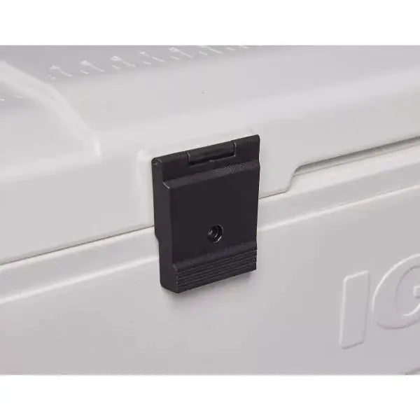 Igloo MaxCold 152-Quart Wheeled Cooler – White Heavy-Duty Portable Ice Chest
