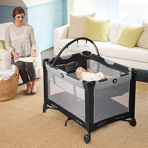 Graco Pack 'n Play On the Go Playard – Lightweight, Portable Infant Playard with Carry Bag (Kagen Design)