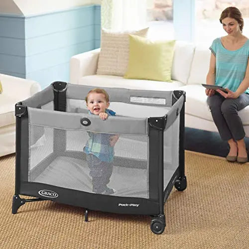 Graco Pack 'n Play On the Go Playard – Lightweight, Portable Infant Playard with Carry Bag (Kagen Design)