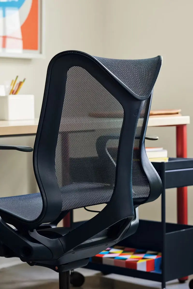 Herman Miller Cosm Mid-Back Task Chair – Modern, Adaptive Seating for Hybrid Work Environments
